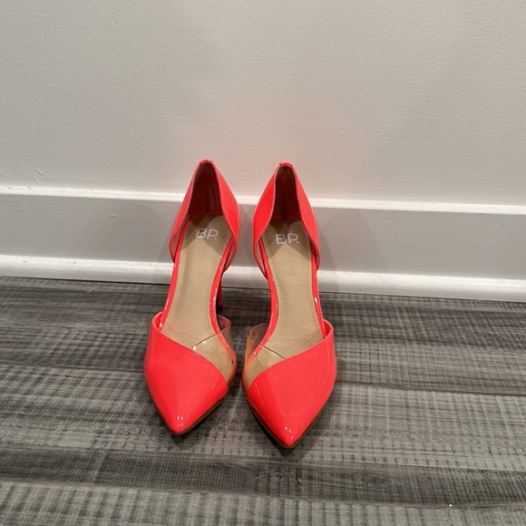 GORGEOUS LIGHTLY WORN BP HEELS - Picture 2 of 5
